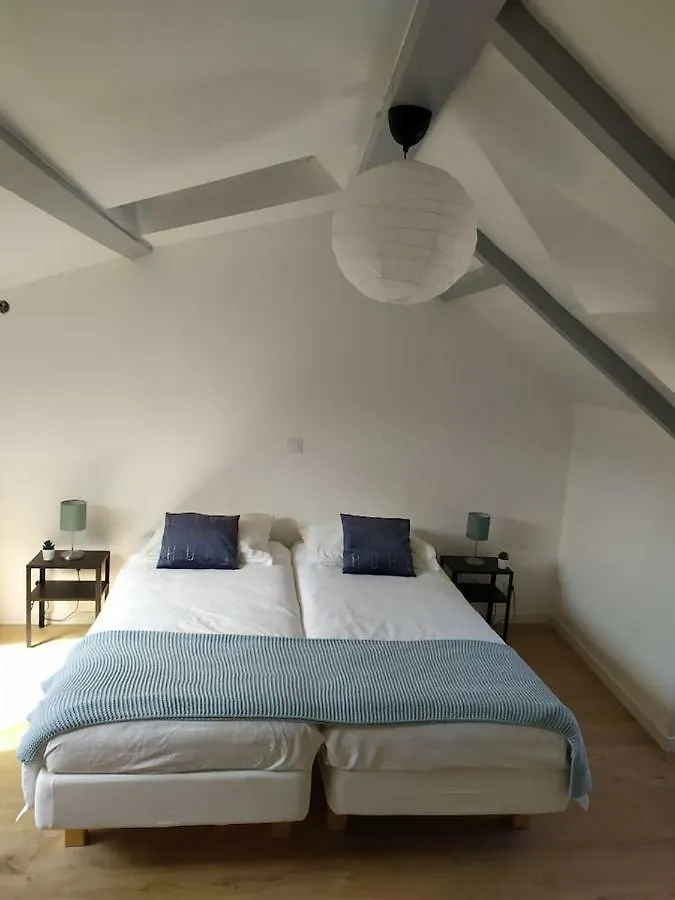 Duplex plein centre ville 10B Malestroit 0*,
