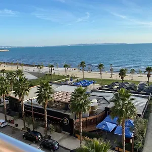 Sea View Apartment/beach/city Center/wifi Appartement Durrës